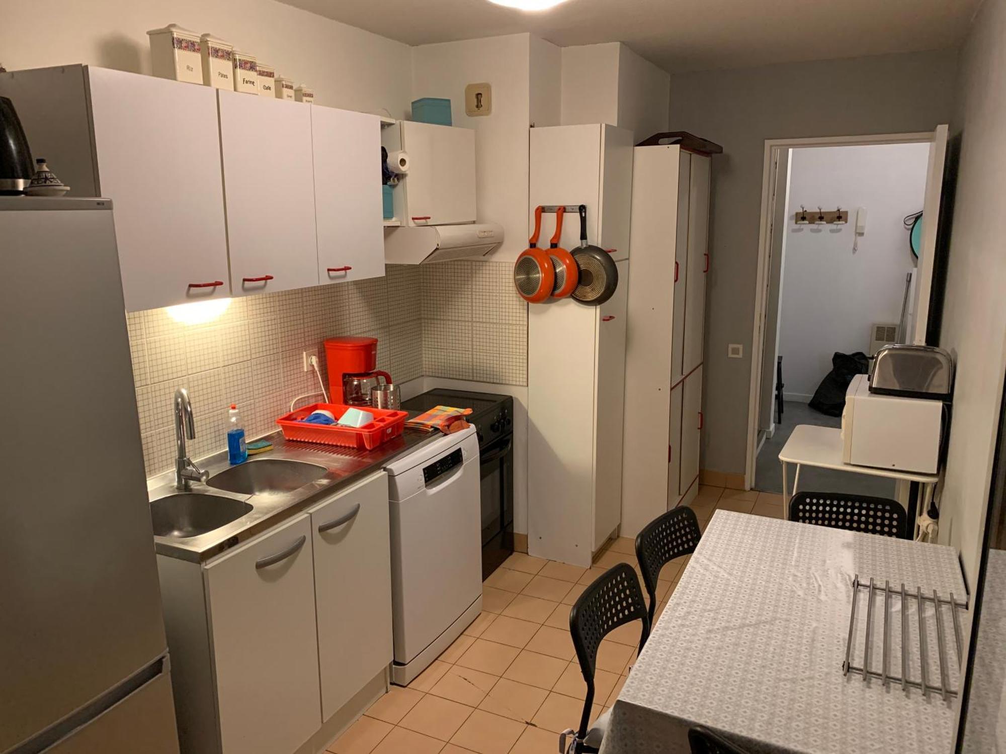 Avec Piscine Et Box, Vue Sur Apartment Sete