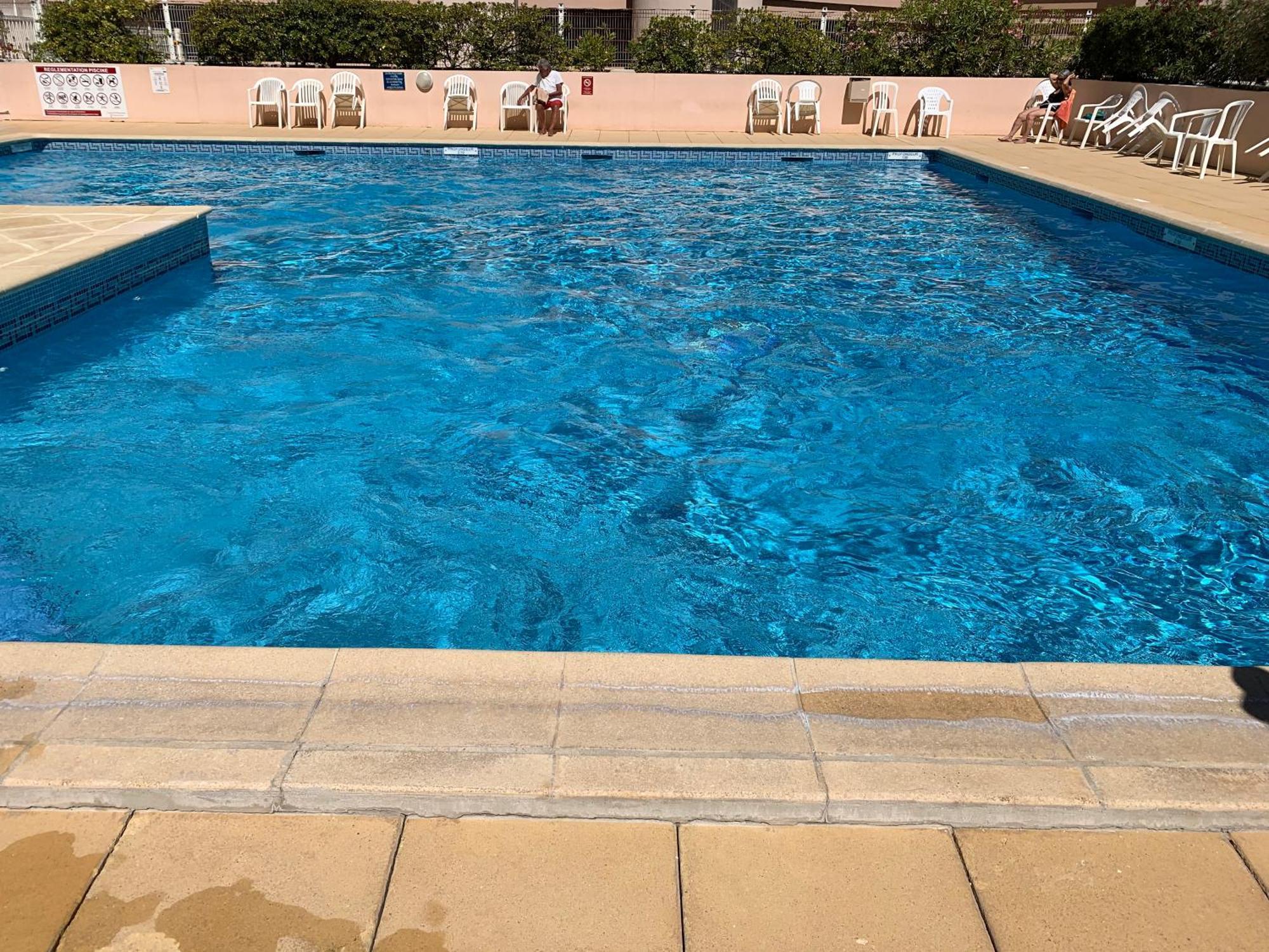Apartment Avec Piscine Et Box, Vue Sur Sete