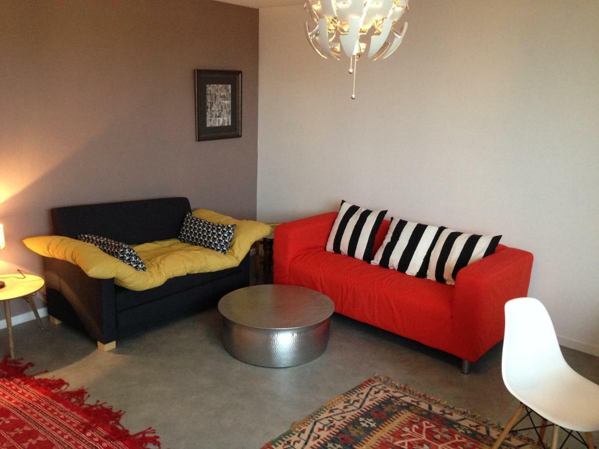 Avec Piscine Et Box, Vue Sur